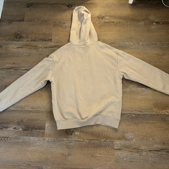 White fox hoodie size S/m never worn, washed once - Picture 3 of 3